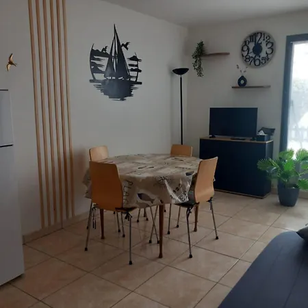 Apartamento Rdc 2 A 50m De La *